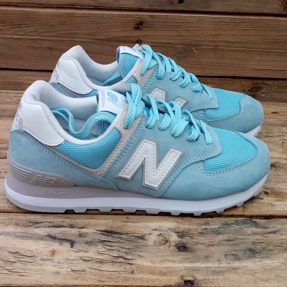 New Balance Shoes - New Balance 584 Classic Size 7.5 Women